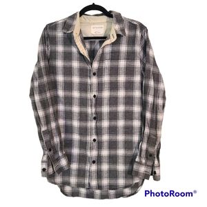 On The Byas Men's Small Gray Plaid Flannel Longer Length Button Down Shirt